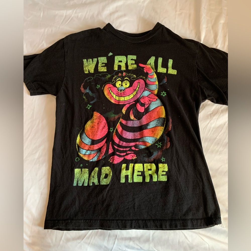 Alice in wonderland cat graphic t shirt